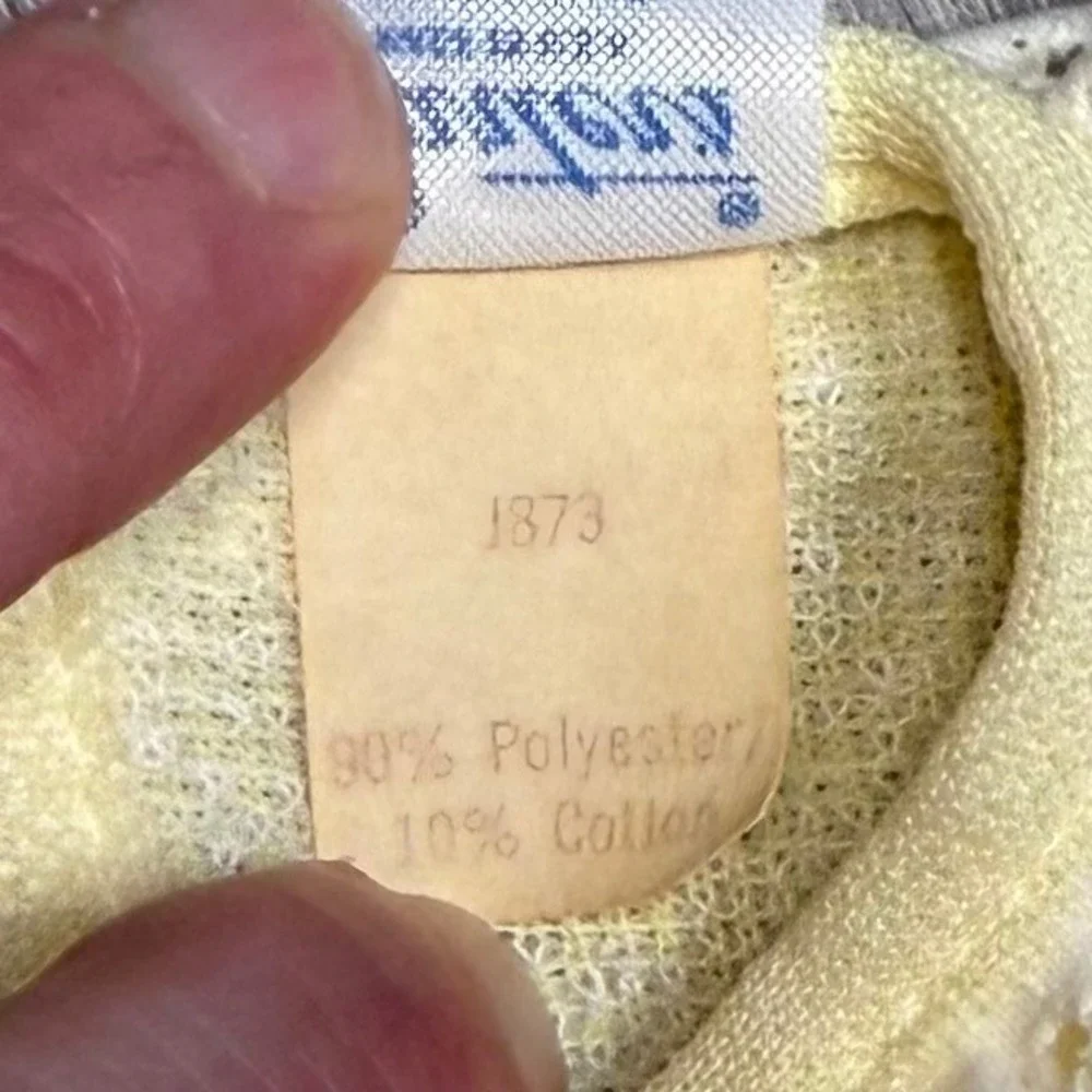 Vintage Carters Baby Girl 9M Yellow Eyelet Lace Bow Bubble Romper Made in USA